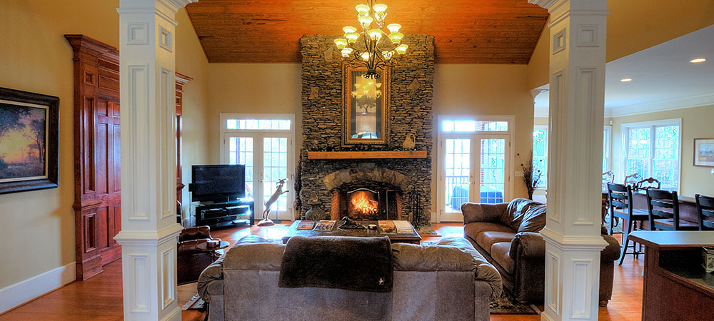 pine-hill-lodge-fireplace