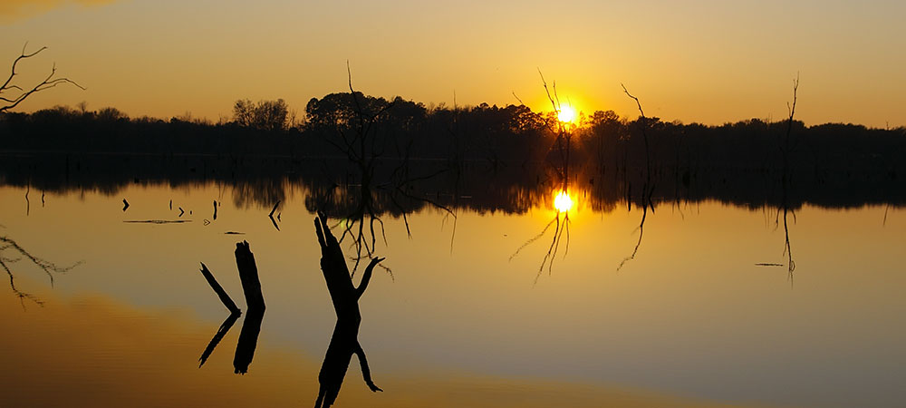 sunset-over-lake